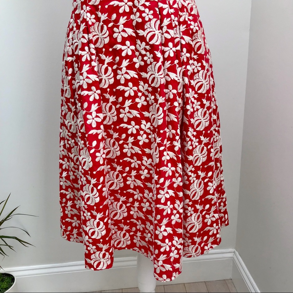 🌺 Betsy Johnson Red Embroidered Flower Dress - Picture 4 of 14